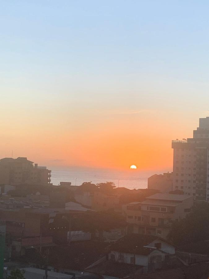 Flat Exclusivo No Hotel Ramada Macae, Smartv, Wifi 512Mbps, Piscina E Garagem Экстерьер фото